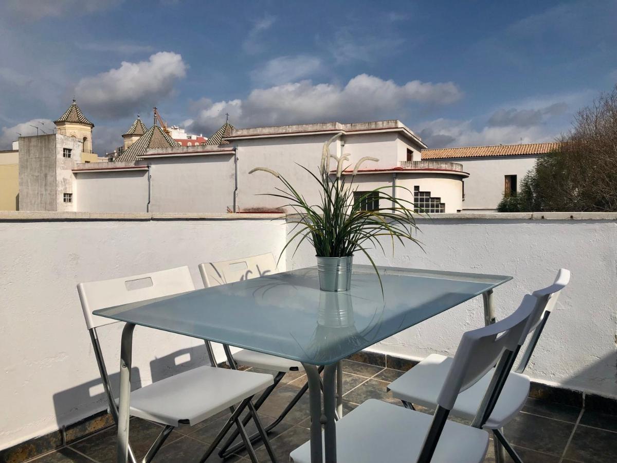 Atico Con Terraza Center City Малага Екстериор снимка