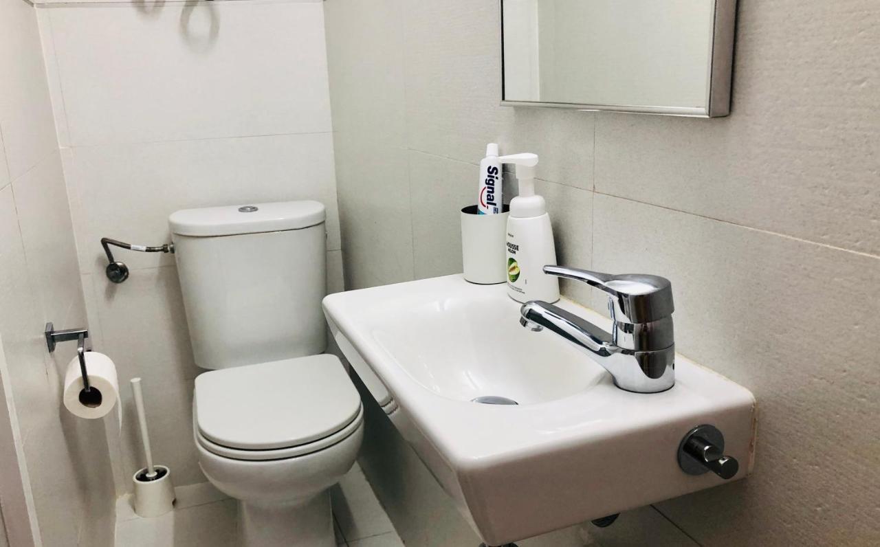 Atico Con Terraza Center City Малага Екстериор снимка